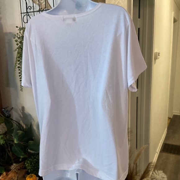 NWT Rebecca Malone White Tee with Blue and Green Floral Accents - Picture 2 of 8